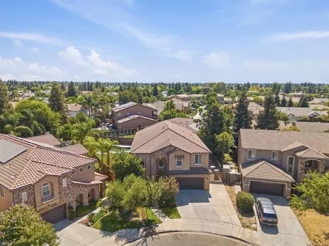 View/Area - 2603 E Powers Ave, Fresno, CA 93720 photo 1 of 12
