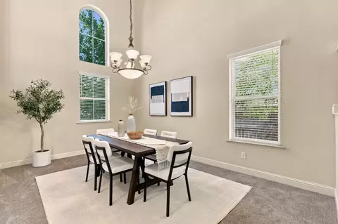 Dining - 2603 E Powers Ave, Fresno, CA 93720 photo 2 of 4