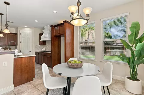 Dining - 2603 E Powers Ave, Fresno, CA 93720 photo 4 of 4