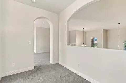 Entry Way - 2603 E Powers Ave, Fresno, CA 93720 photo 5 of 7