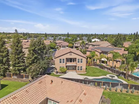 View/Area - 2603 E Powers Ave, Fresno, CA 93720 photo 11 of 12
