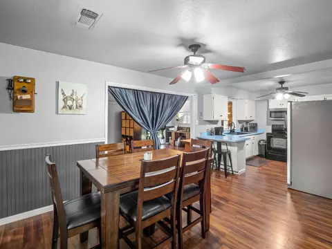 Dining - 3763 E Robinson Ave, Fresno, CA 93726 photo 1 of 2