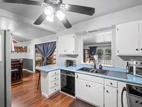 Kitchen - 3763 E Robinson Ave, Fresno, CA 93726 photo 1 of 3