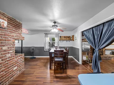 Dining - 3763 E Robinson Ave, Fresno, CA 93726 photo 2 of 2