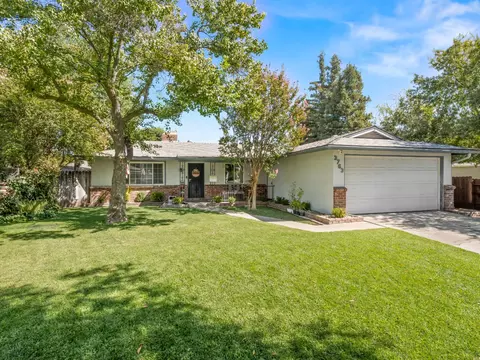Exterior - 3763 E Robinson Ave, Fresno, CA 93726 photo 3 of 9