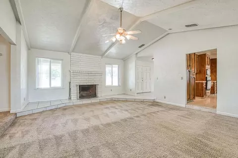 Living - 10763 E Ashlan Ave, Sanger, CA 93657 photo 12 of 12
