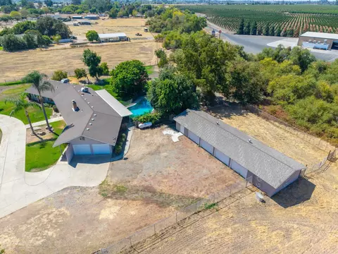 View/Area - 10763 E Ashlan Ave, Sanger, CA 93657 photo 7 of 17