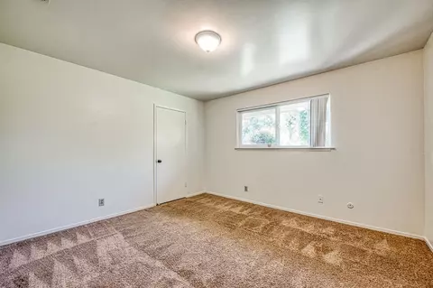 Bedroom - 10763 E Ashlan Ave, Sanger, CA 93657 photo 6 of 6