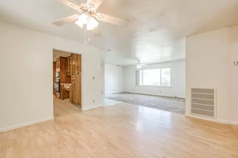 Living - 10763 E Ashlan Ave, Sanger, CA 93657 photo 9 of 12
