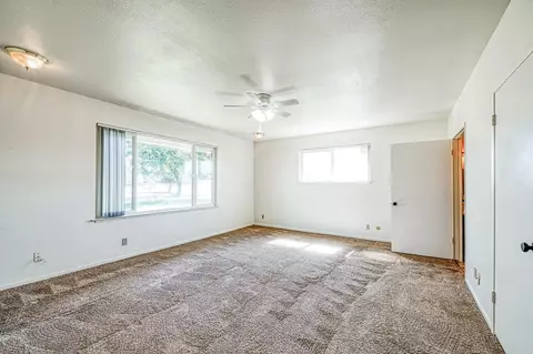 Bedroom - 10763 E Ashlan Ave, Sanger, CA 93657 photo 4 of 6