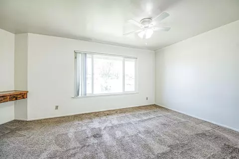 Living - 10763 E Ashlan Ave, Sanger, CA 93657 photo 10 of 12
