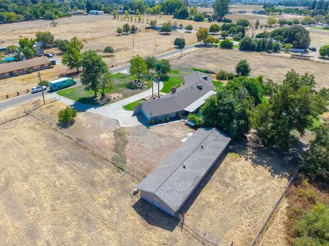 View/Area - 10763 E Ashlan Ave, Sanger, CA 93657 photo 6 of 17