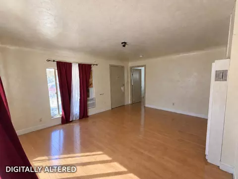 Living - 605 E Stanislaus St, Avenal, CA 93204 photo 1 of 4