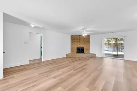 Living - 94 N Baron, Clovis, CA 93612 photo 2 of 6