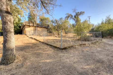 Exterior - 21197 Tollhouse Rd, Clovis, CA 93619 photo 17 of 19