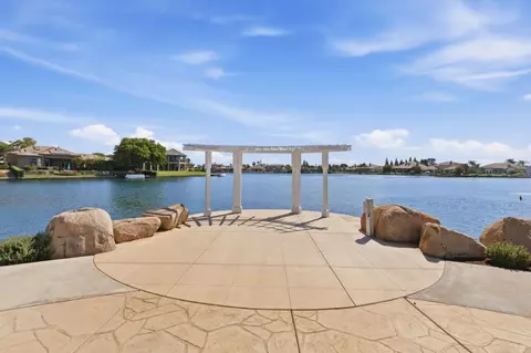 View/Area - 4769 N Emerald Peak Dr, Clovis, CA 93619 photo 10 of 13