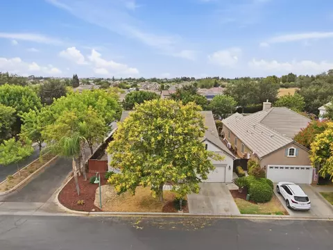 View/Area - 4769 N Emerald Peak Dr, Clovis, CA 93619 photo 1 of 13