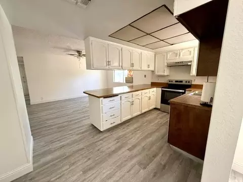 Kitchen - 2807 E Norman, Visalia, CA 93292 photo 3 of 8