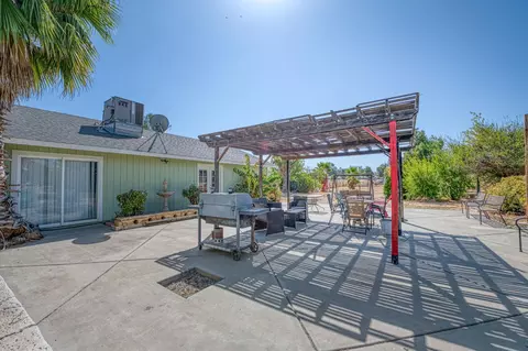 Exterior - 34786 Avenue 15, Madera, CA 93636 photo 4 of 5