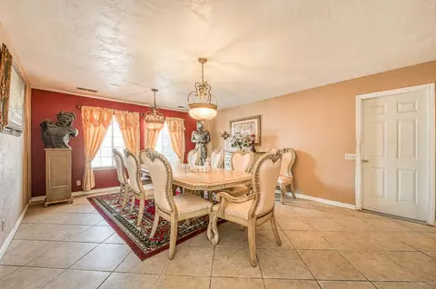 Dining - 34786 Avenue 15, Madera, CA 93636 photo 4 of 4