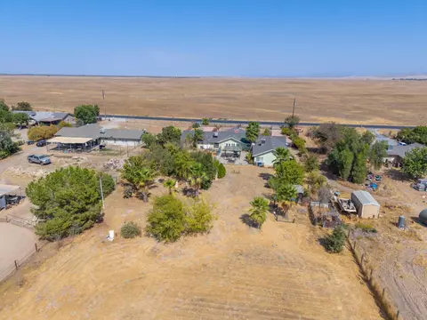 View/Area - 34786 Avenue 15, Madera, CA 93636 photo 6 of 7
