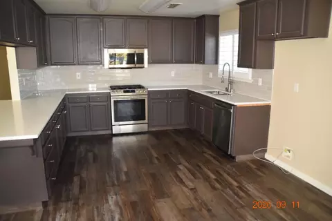 Kitchen - 3965 E Marcus Ave, Friant, CA 93626 photo 1 of 2
