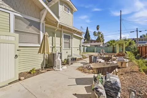 Exterior - 2111 Stillman St, Selma, CA 93662 photo 12 of 13