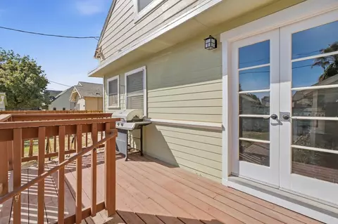 Exterior - 2111 Stillman St, Selma, CA 93662 photo 7 of 13