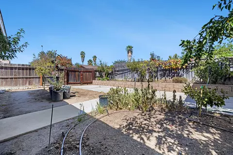 Exterior - 1301 Kennedy, Madera, CA 93638 photo 13 of 13
