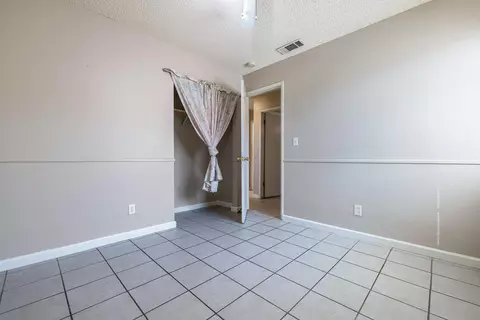 Bedroom - 1301 Kennedy, Madera, CA 93638 photo 4 of 6