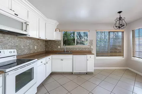 Kitchen - 1301 Kennedy, Madera, CA 93638 photo 2 of 2