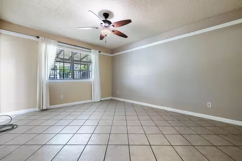 Living - 1301 Kennedy, Madera, CA 93638 photo 6 of 6