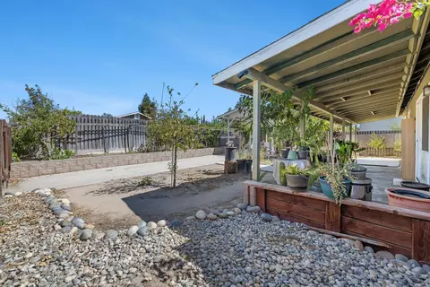 Exterior - 1301 Kennedy, Madera, CA 93638 photo 7 of 13