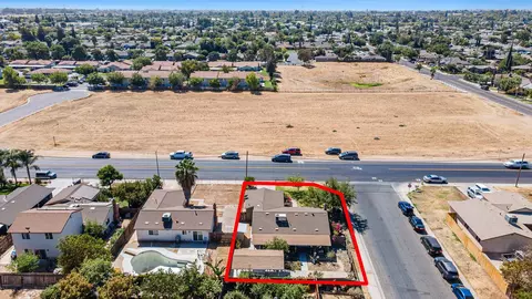 View/Area - 1301 Kennedy, Madera, CA 93638 photo 2 of 12