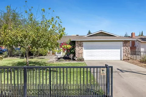 Exterior - 1301 Kennedy, Madera, CA 93638 photo 3 of 13