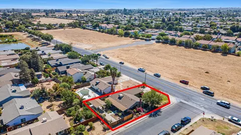 View/Area - 1301 Kennedy, Madera, CA 93638 photo 3 of 12
