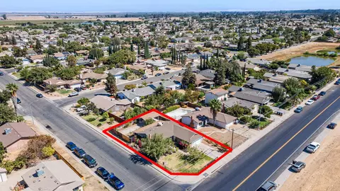 View/Area - 1301 Kennedy, Madera, CA 93638 photo 5 of 12