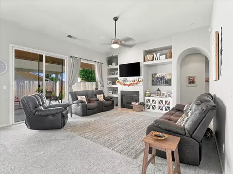 Living - 1883 Rialto Ct, Clovis, CA 93611 photo 1 of 1