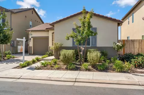 Exterior - 310 Talus Way S, Madera, CA 93636 photo 3 of 7
