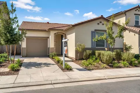 Exterior - 310 Talus Way S, Madera, CA 93636 photo 2 of 7
