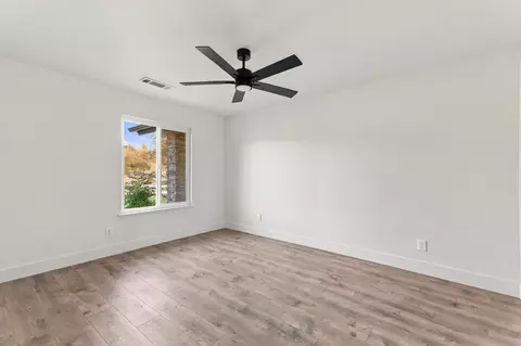 Bedroom - 26882 Road 400, Madera, CA 93636 photo 1 of 3