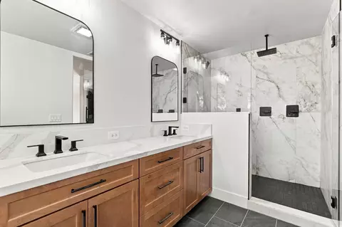 Bath - 26882 Road 400, Madera, CA 93636 photo 1 of 4