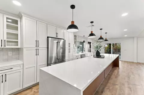 Kitchen - 26882 Road 400, Madera, CA 93636 photo 5 of 6
