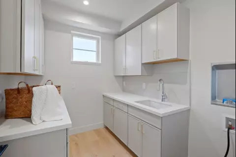 Other - 577 Creekside Ct, Half Moon Bay, CA 94019 photo 6 of 7