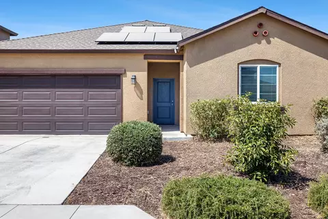 Exterior - 3553 Nile St, Madera, CA 93637 photo 4 of 10