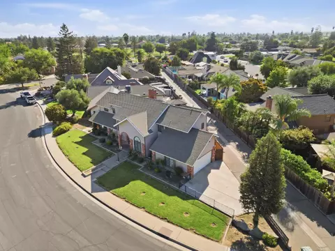 View/Area - 662 S Boyd, Kerman, CA 93630 photo 2 of 2