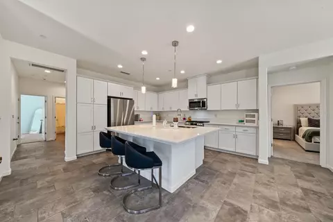 Kitchen - 777 Josephine Ave, Madera, CA 93636 photo 1 of 10