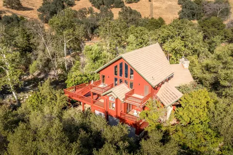 Exterior - 44575 S Fork Dr, Three Rivers, CA 93271 photo 11 of 14