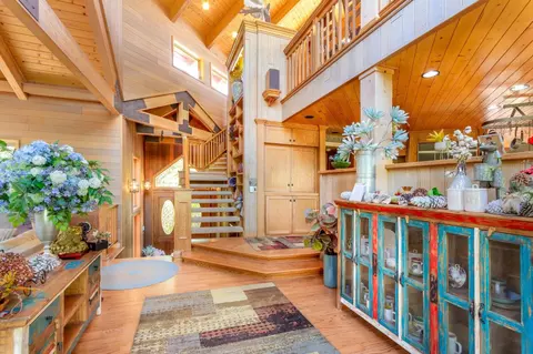 Entry Way - 44575 S Fork Dr, Three Rivers, CA 93271 photo 1 of 1