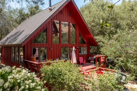 Exterior - 44575 S Fork Dr, Three Rivers, CA 93271 photo 10 of 14